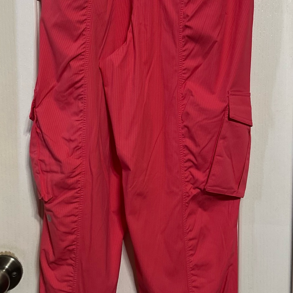 lululemon athletica Glaze Pink Cargo Joggers - Picture 4 of 7
